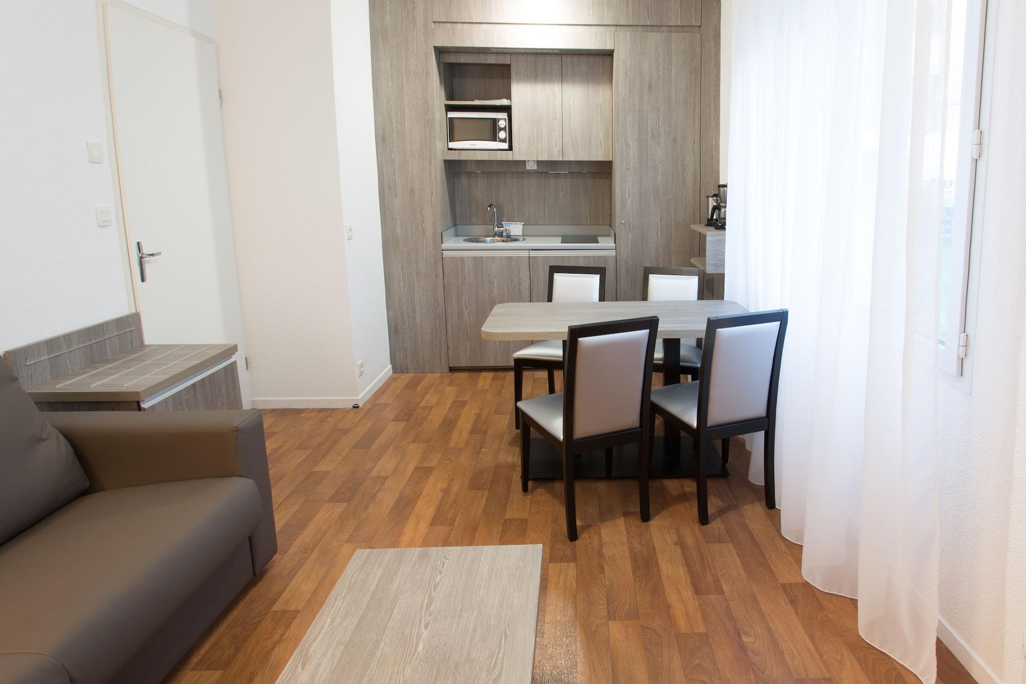 Séjours&Affaires Reims Clairmarais Exterior foto